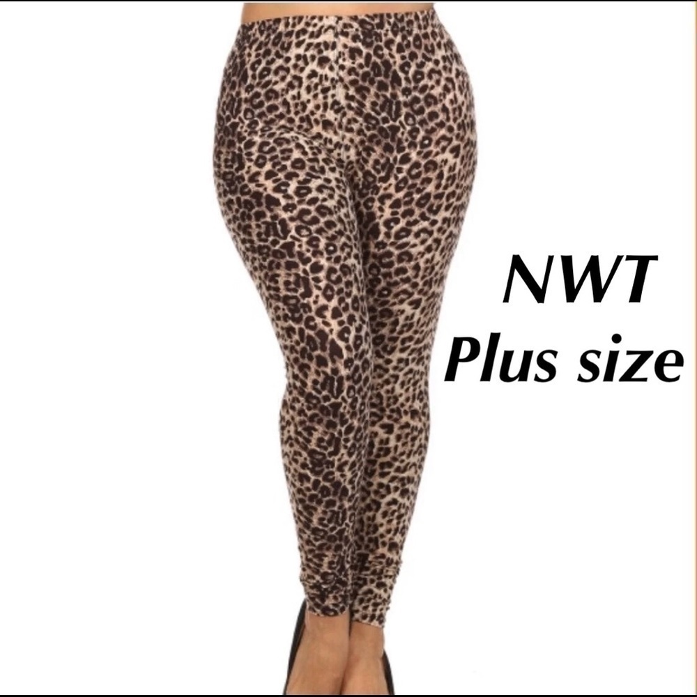 𝅺LEOPARD print leggings. Plus size. NWT